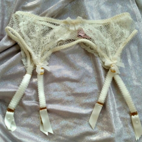 Agent Provacateur Iylah Suspender - Picture 3 of 4